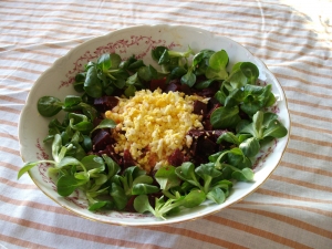 Salade de Mâche, Betteraves, Oeufs Mimosas - image 4