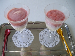 Verrine "Glace à la Vanille, Mousse de Fraises, Ecume de Citron" - image 2