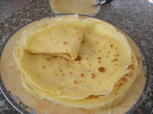 Crêpes aux Pommes,  Sauce au Caramel au Beurre Salé - image 1