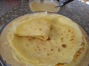 Crêpes aux Pommes,  Sauce au Caramel au Beurre Salé - image 2