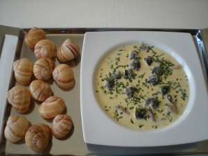 Velouté d'Escargots au vin de Savoie - image 3