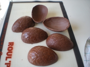 Coques d'oeuf de Pâques à la Mousse de Chocolat Blanc - image 1