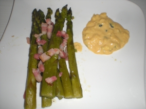 Asperges, Lardons, Oeufs Brouillés à la Truffe - image 1