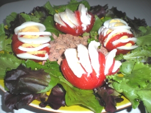 Salade de Tomates, Oeufs, Mozzarella - image 1