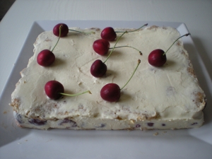 Dacquoise aux Cerises et Chocolat Blanc - image 5