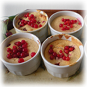 Petits Gâteaux au Fromage Blanc, Cerises et Groseilles