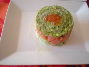 Concombre, Saumon Fumé, Avocats, Oeufs de Saumon - image 1