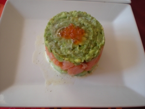 Concombre, Saumon Fumé, Avocats, Oeufs de Saumon - image 4