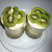 Verrines "Tiramisu aux Kiwis au Mascarpone"