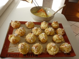 Chouquettes garnies de Crème Pâtissière - image 3