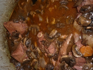 Coq au Vin Rouge de Bourgogne - image 1