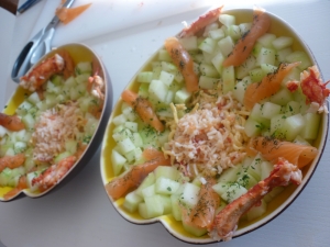 Salade de Concombre, Crabe, et Saumon - image 1