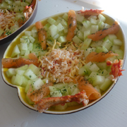 Salade de Concombre, Crabe, et Saumon