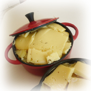 Petites Cocottes Pommes de Terre à la Raclette