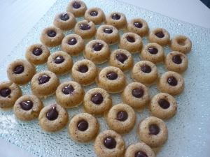 Petits Fours Frais (Ronds Coeurs Ganache) - image 1