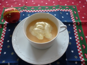 Velouté de Châtaignes et Courge Musquée, Chantilly au Curry - image 1