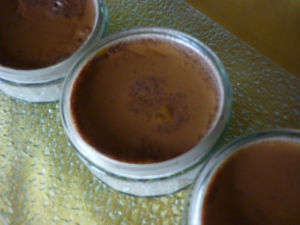 Petits Pots de Crème au Café Nappés de Sauce - image 2