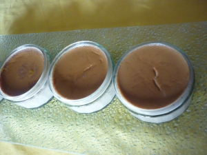 Petits Pots de Crème au Café Nappés de Sauce - image 3